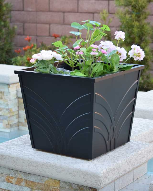 Palm Outdoor 18" Small Square Planter Box