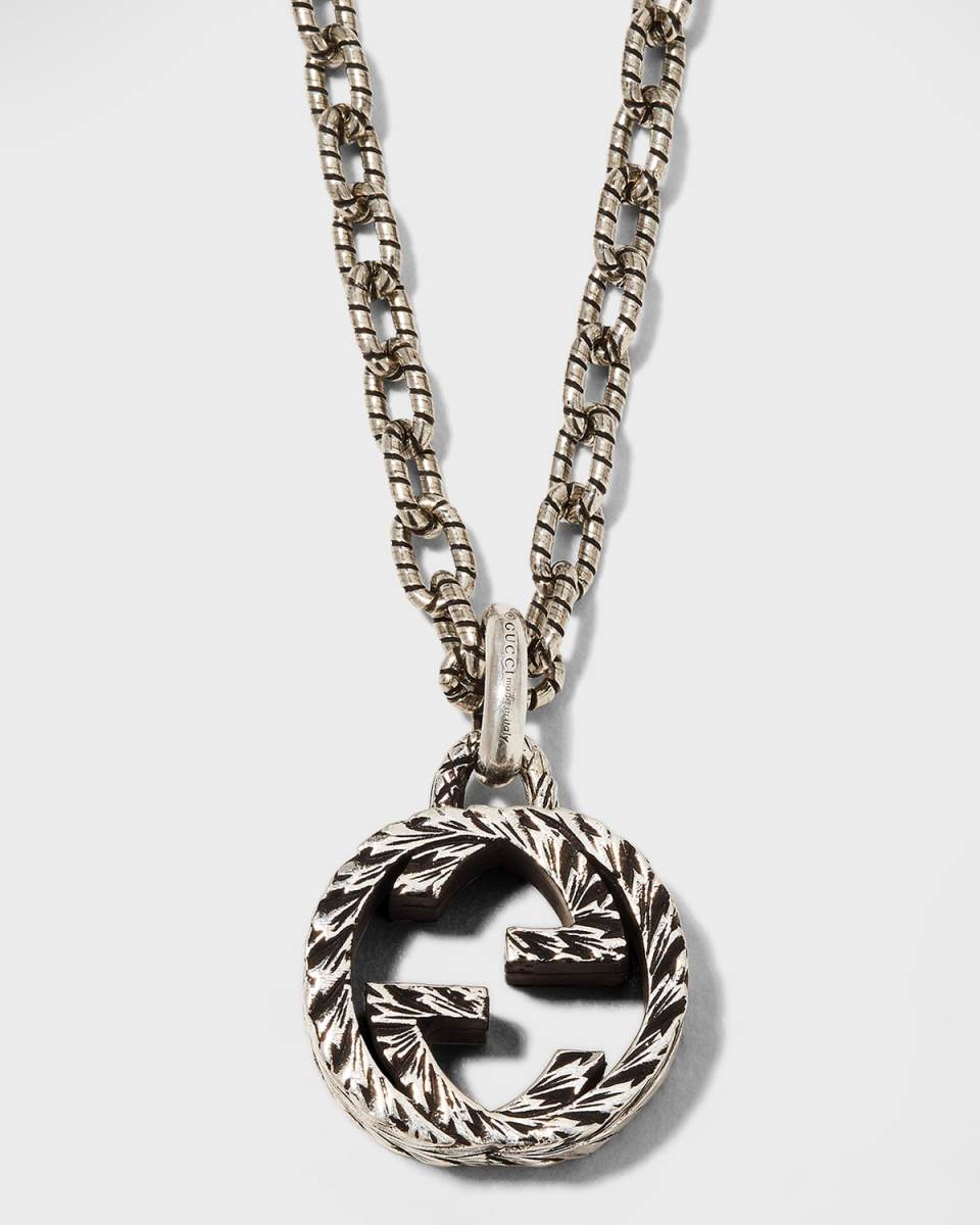 Textured Interlocking G Pendant Necklace
