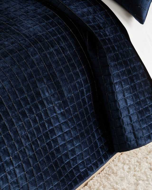 Artus 3-Piece Comforter Set,