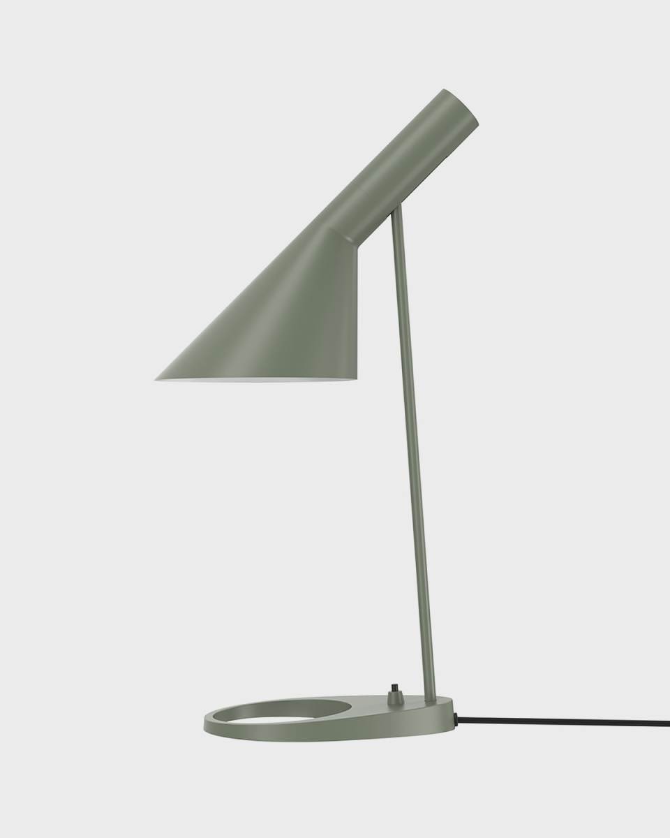 AJ Table Lamp, 21"