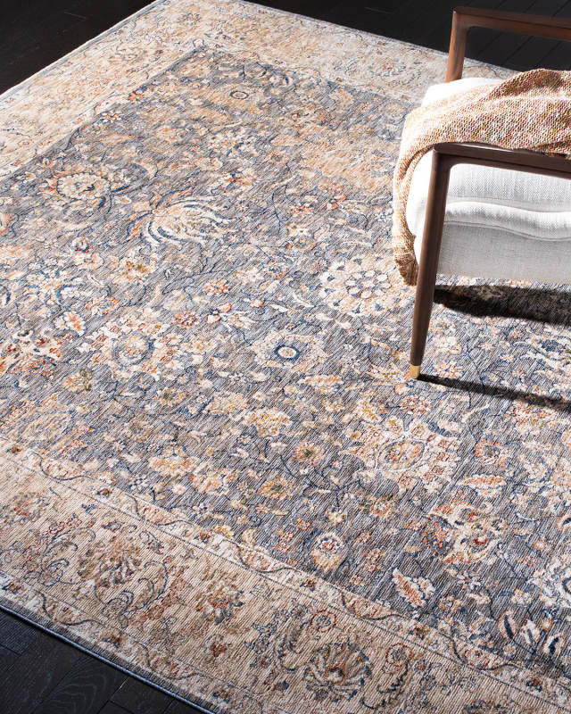Celia Gray/Ivory Power-Loomed Rug, 10' x 14'