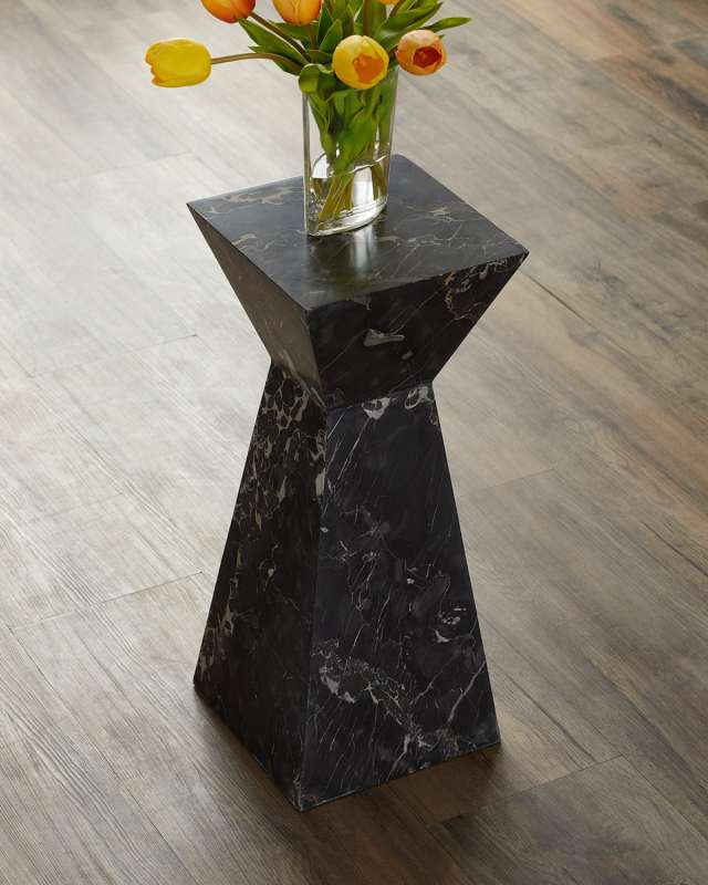 Mowry Spot Table