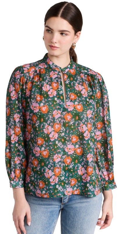 Birds of Paradis Bailey Blouse Camellia Shrub