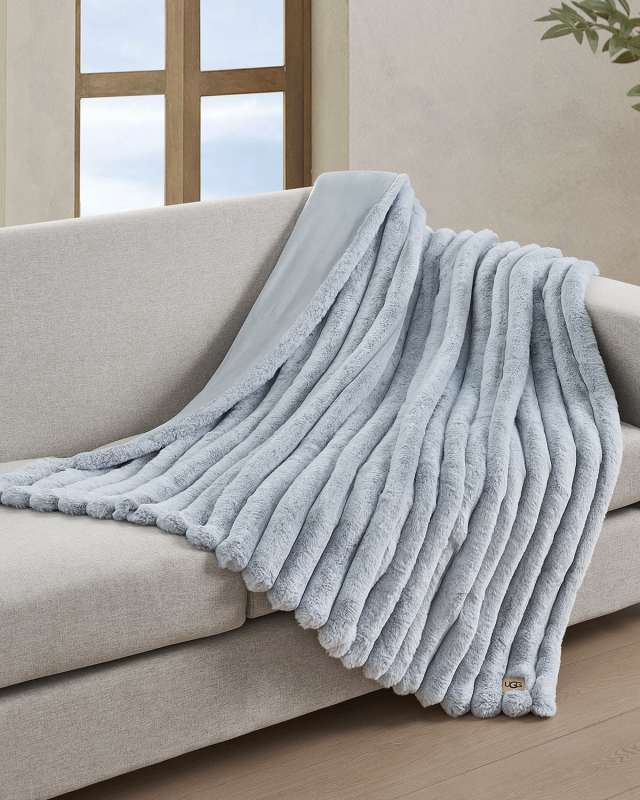 Channel Quilt Faux Fur Throw Blanket
