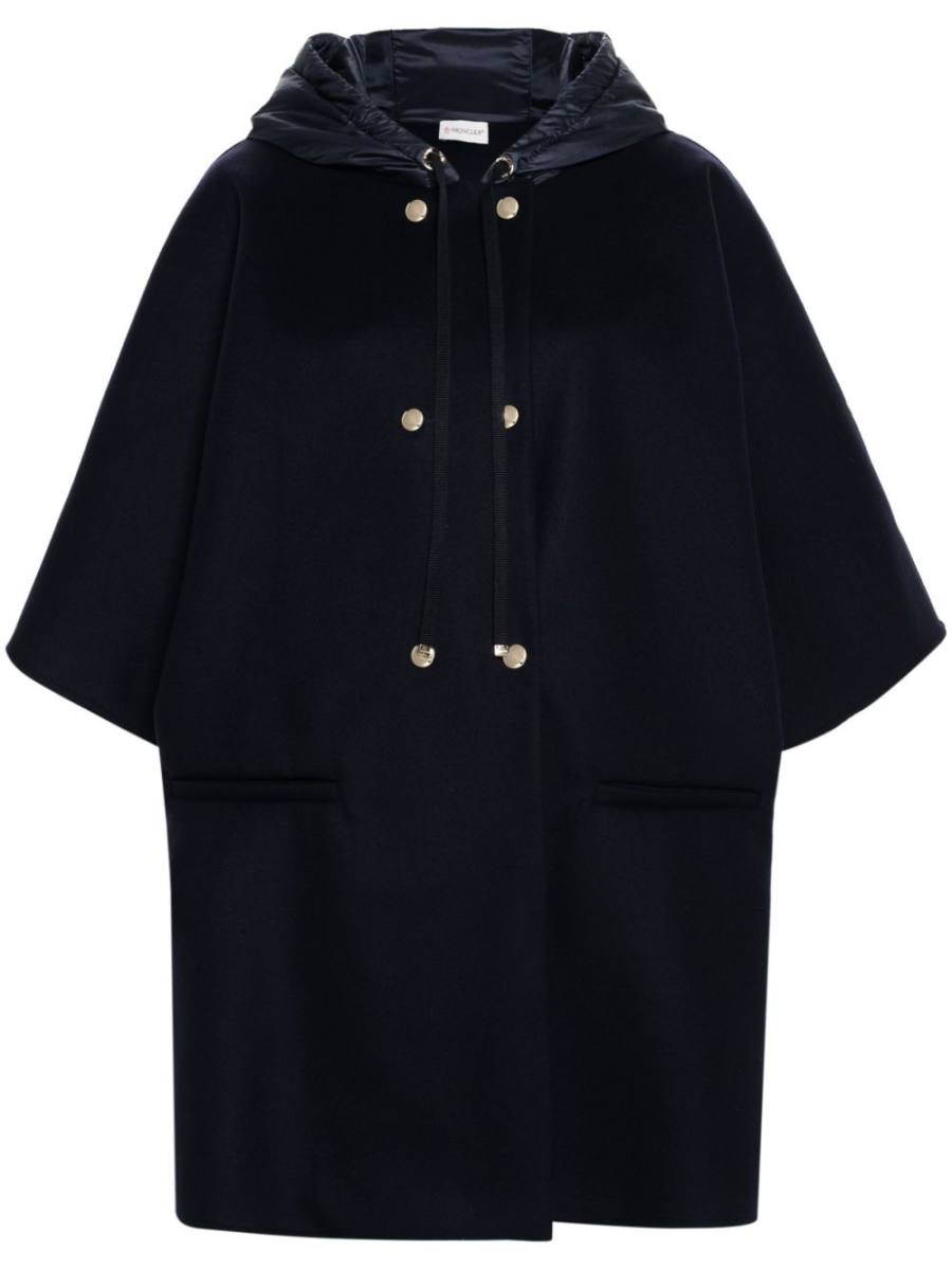 Mantella hooded cape