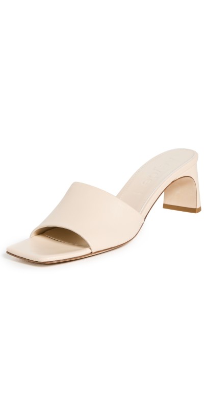 AEYDE Jeanie Nappa Leather Creamy Sandals Creamy