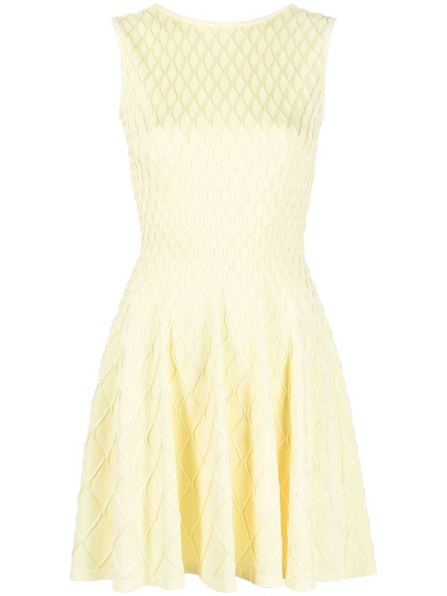 sleeveless knitted dress