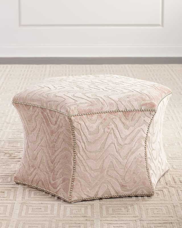 Pantone Ottoman