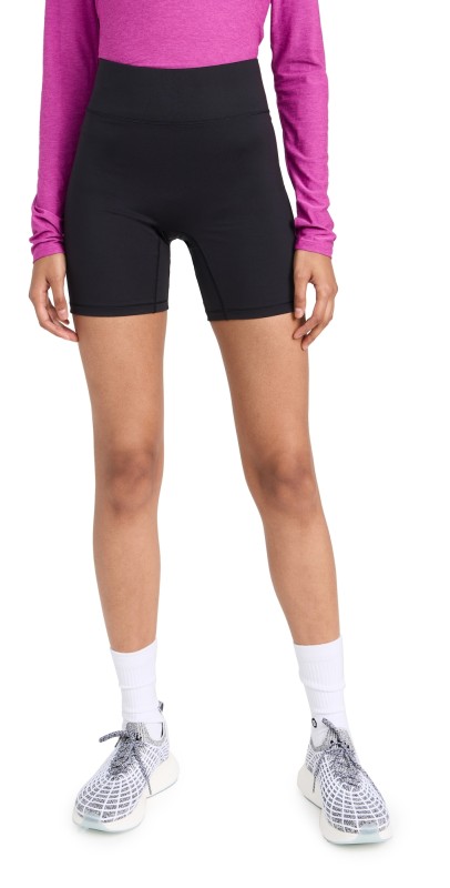 BANDIER Center Stage 6in Biker Shorts Black
