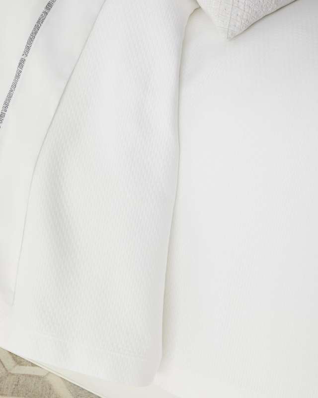 Perrio King Coverlet