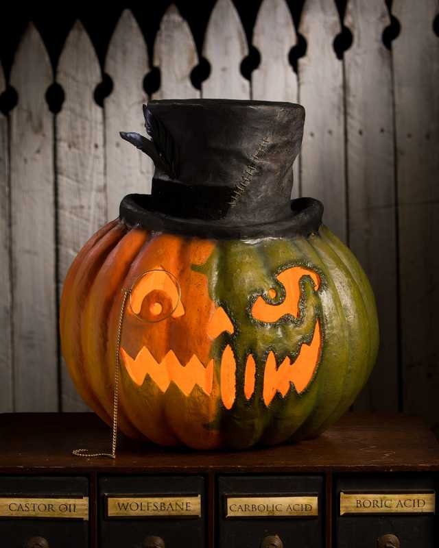 Jekyll & Hyde Pumpkin Halloween Decor