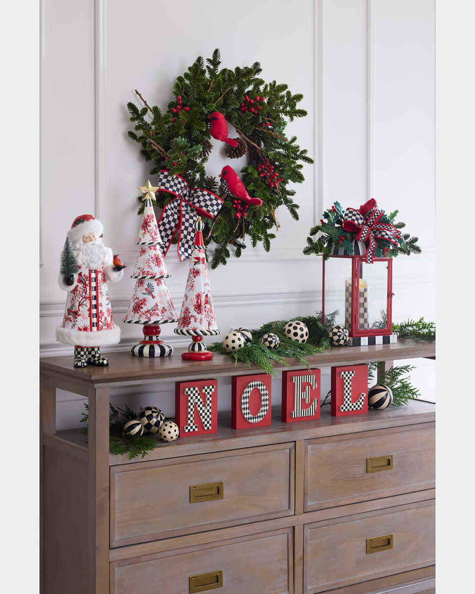 Cardinal Toile Tiered Tree