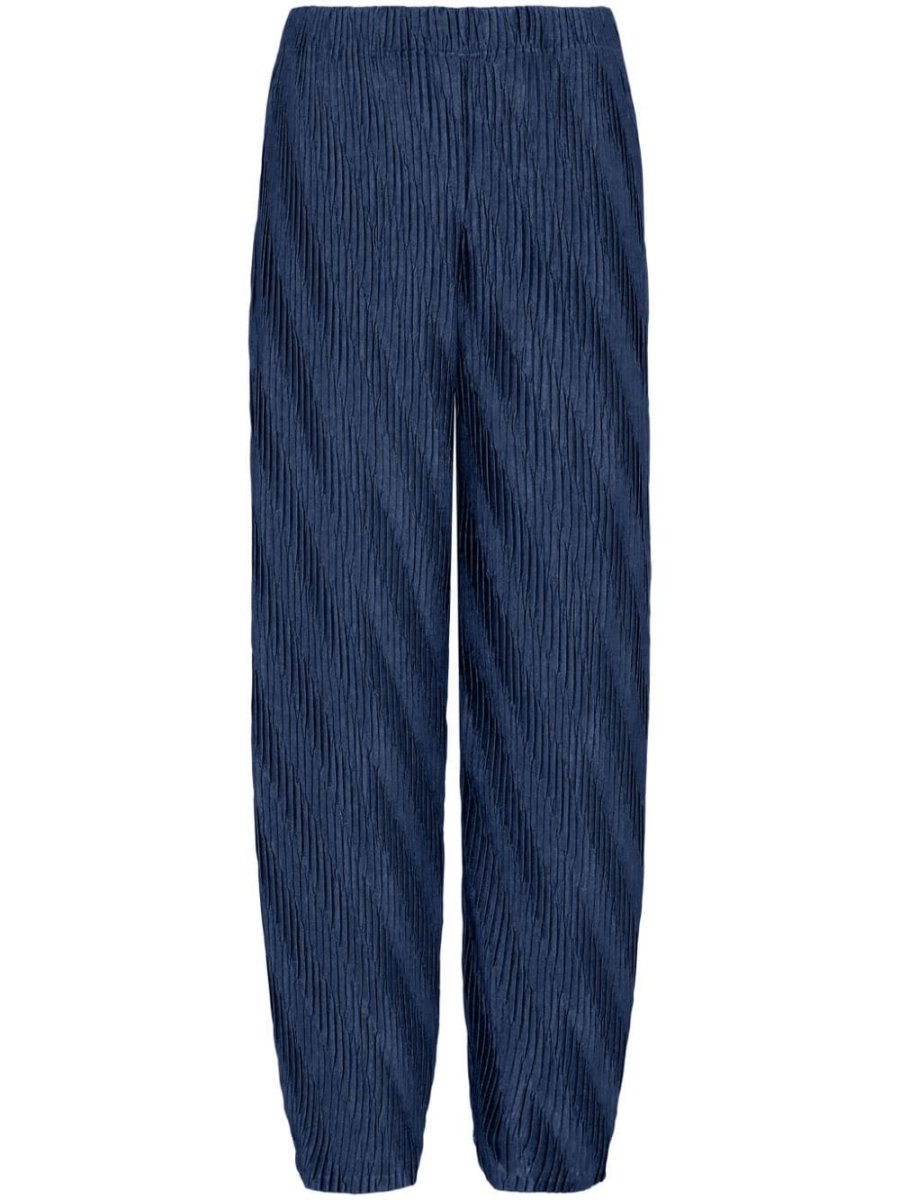 high-waist pleated trousers
