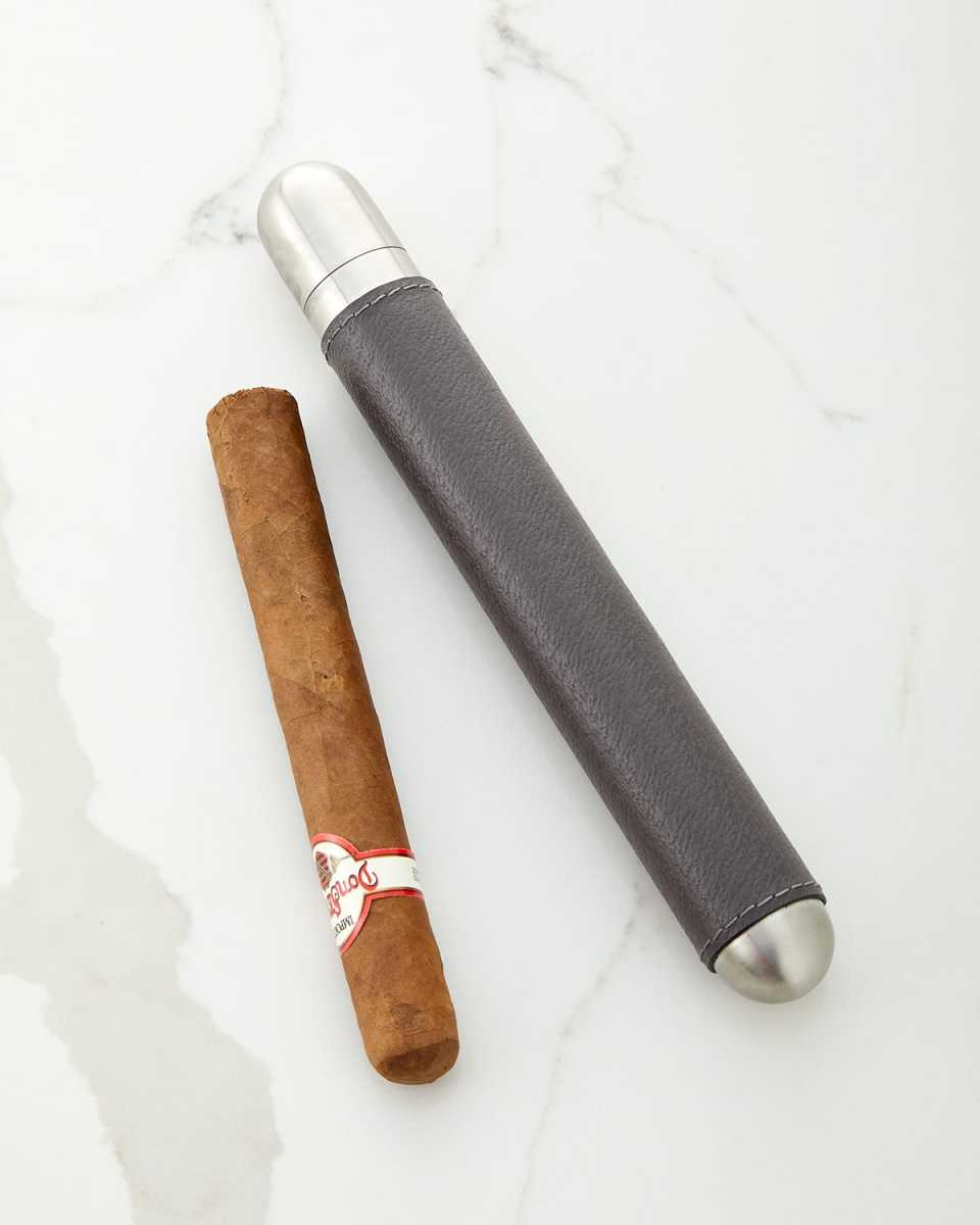 Cigar Holder & Humidifier