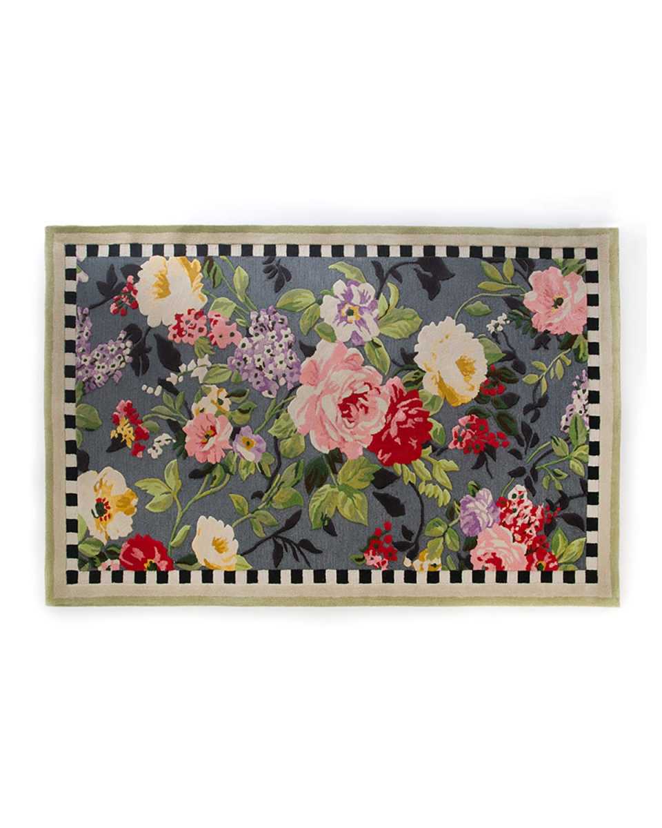 Tudor Rose Rug, 5' x 8'