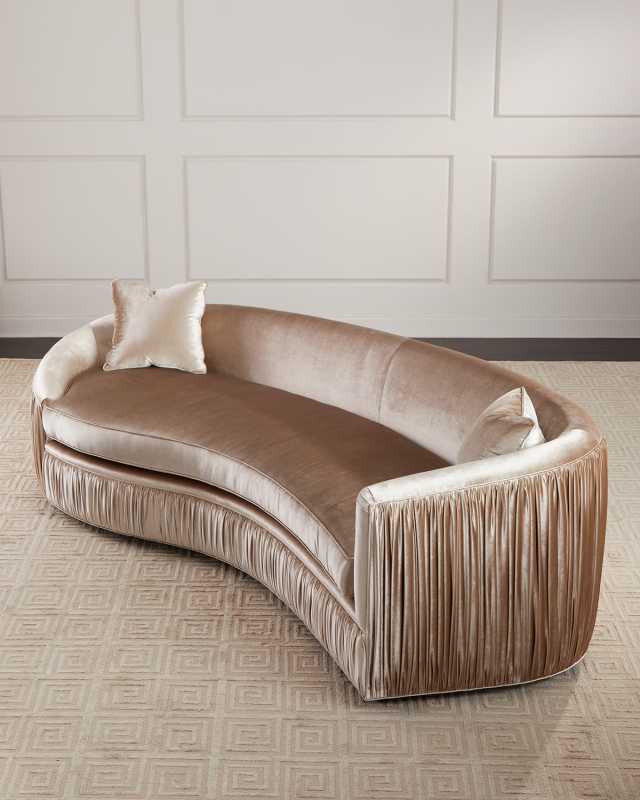 Caroline Sofa, 108"
