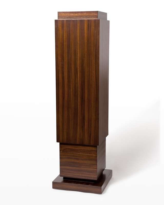Single Skyscraper Pedestal