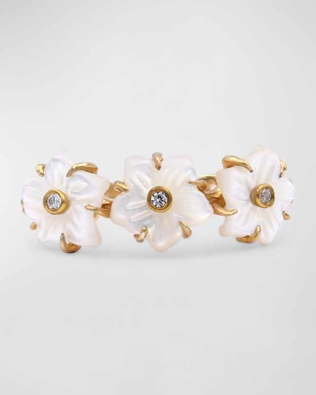 White Mother of Pearl and White Diamond Ring in 18K Gold