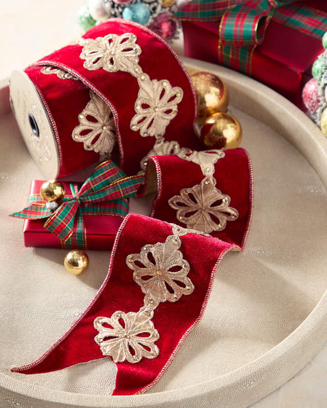 Velvet Scallop Jewel Embroidered Ribbon, 4" x 5 Yards