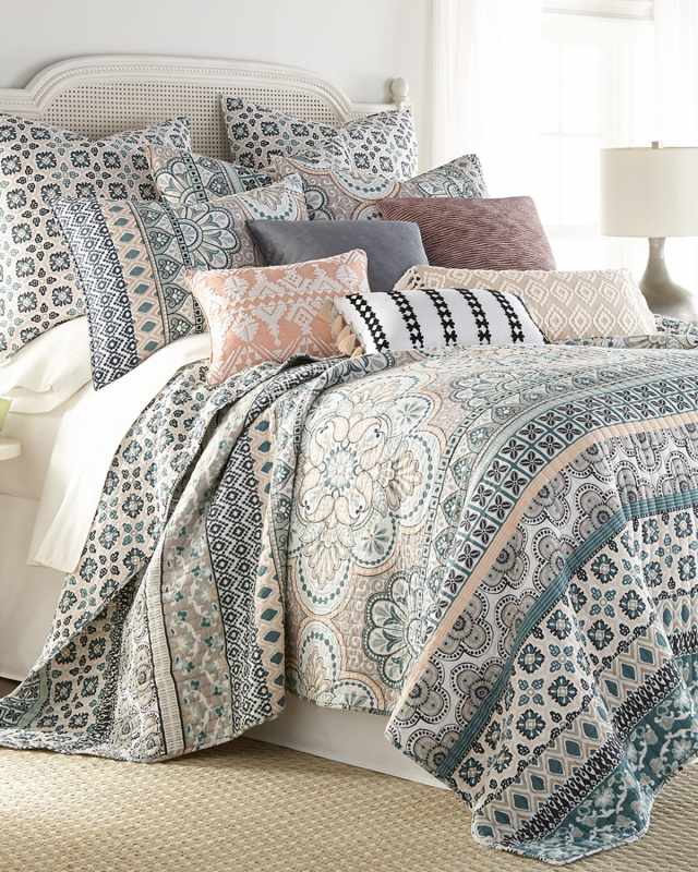 Addie Quilt Set