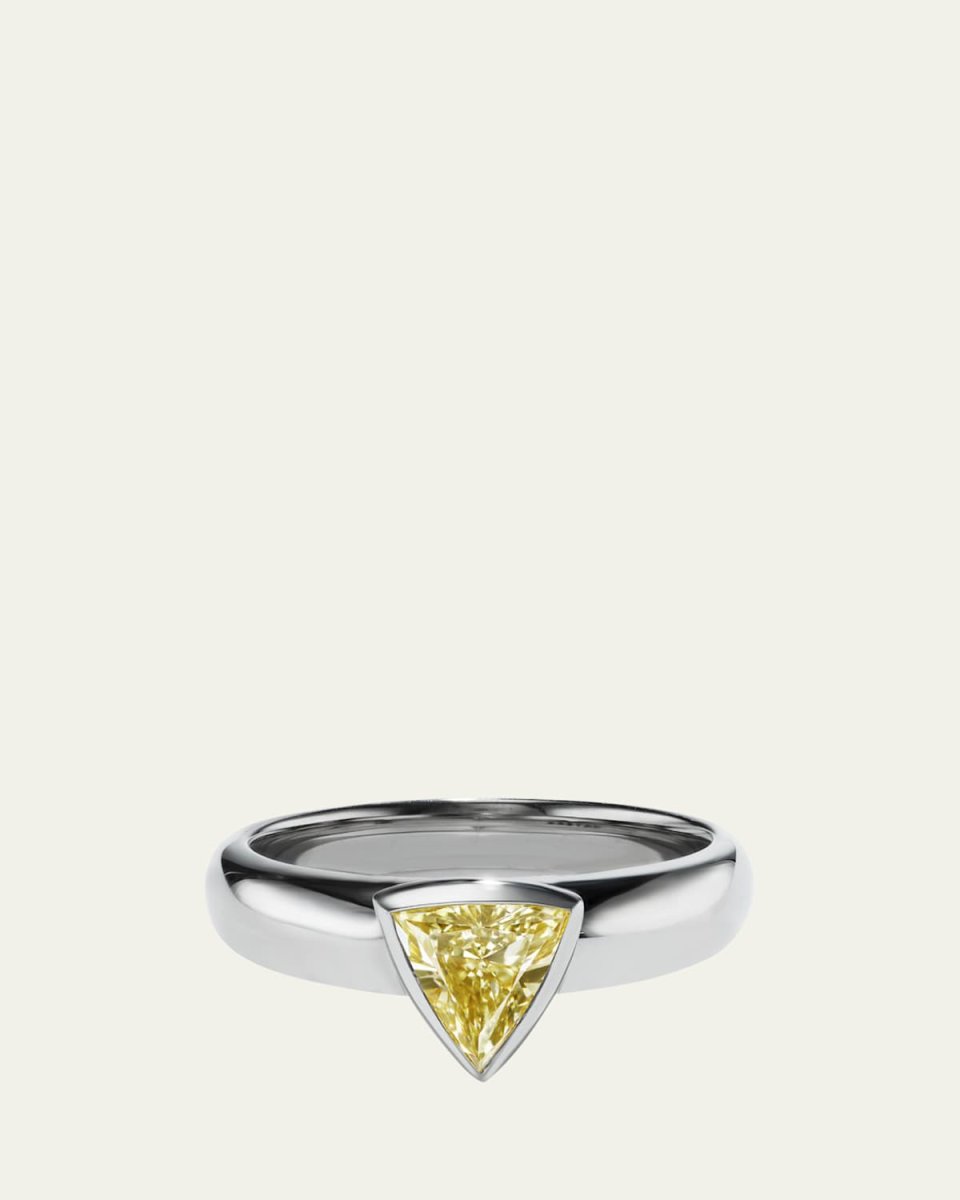 18K White Gold Triangular Brilliant Diamond Ellie Ring, Size