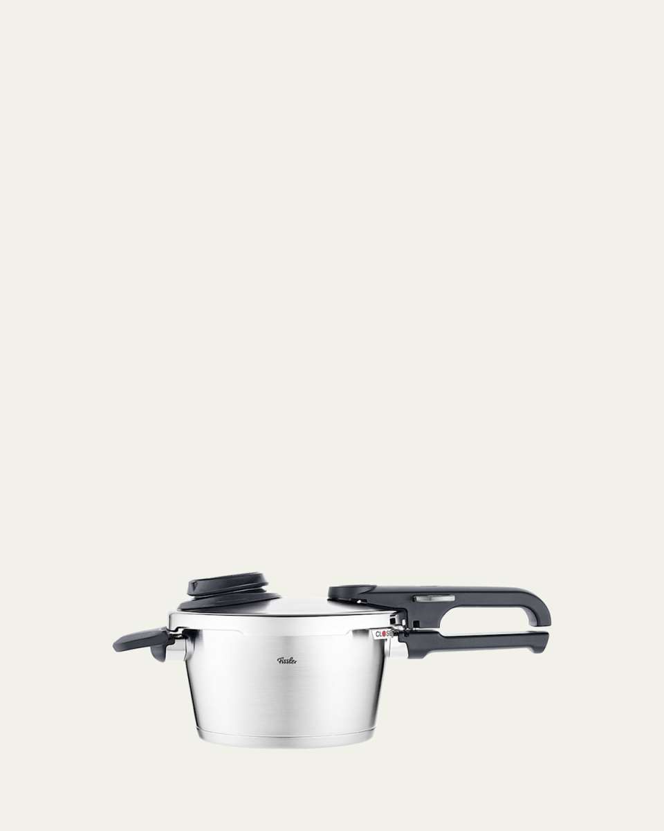 Vitavit Premium Pressure Cooker with Steamer Insert, 2.6 qt.