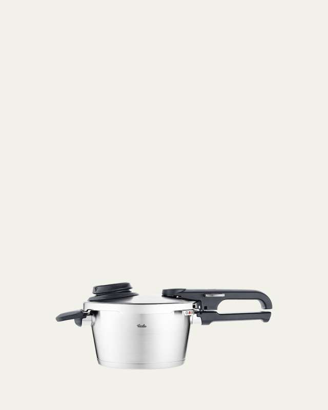 Vitavit Premium Pressure Cooker with Steamer Insert, 2.6 qt.