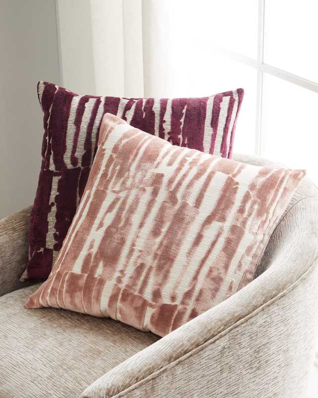 Rivia Pillow