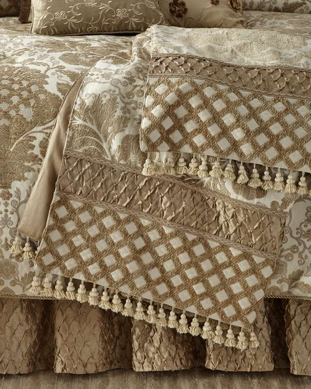 Everleigh Throw
