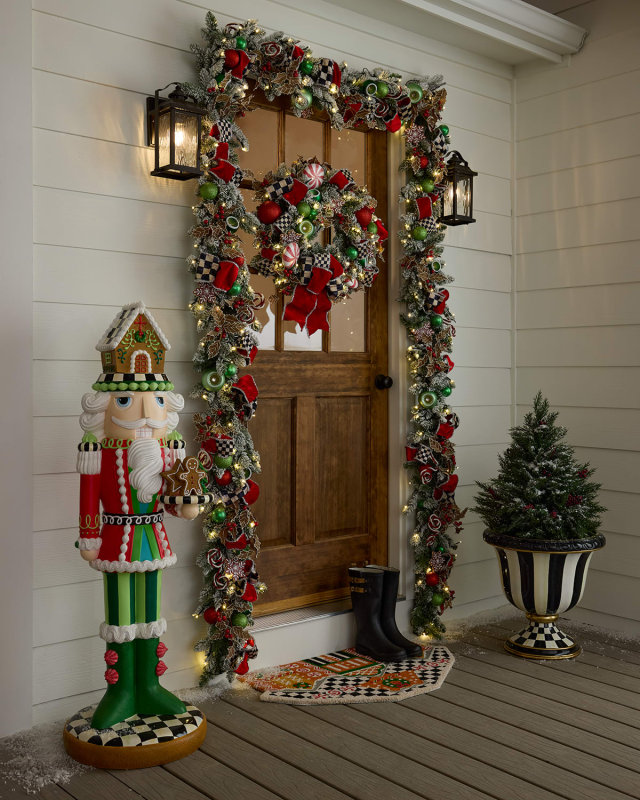 Bake Shop Illuminated Garland, 72"