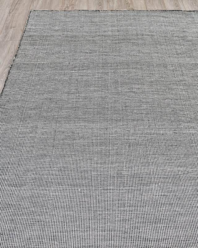 Loren Indoor/Outdoor Flat-Weave Rug, 10' x 14'