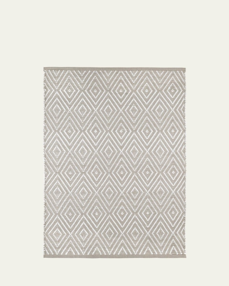 Diamond Handwoven Indoor/Outdoor Rug, 9' x 12'