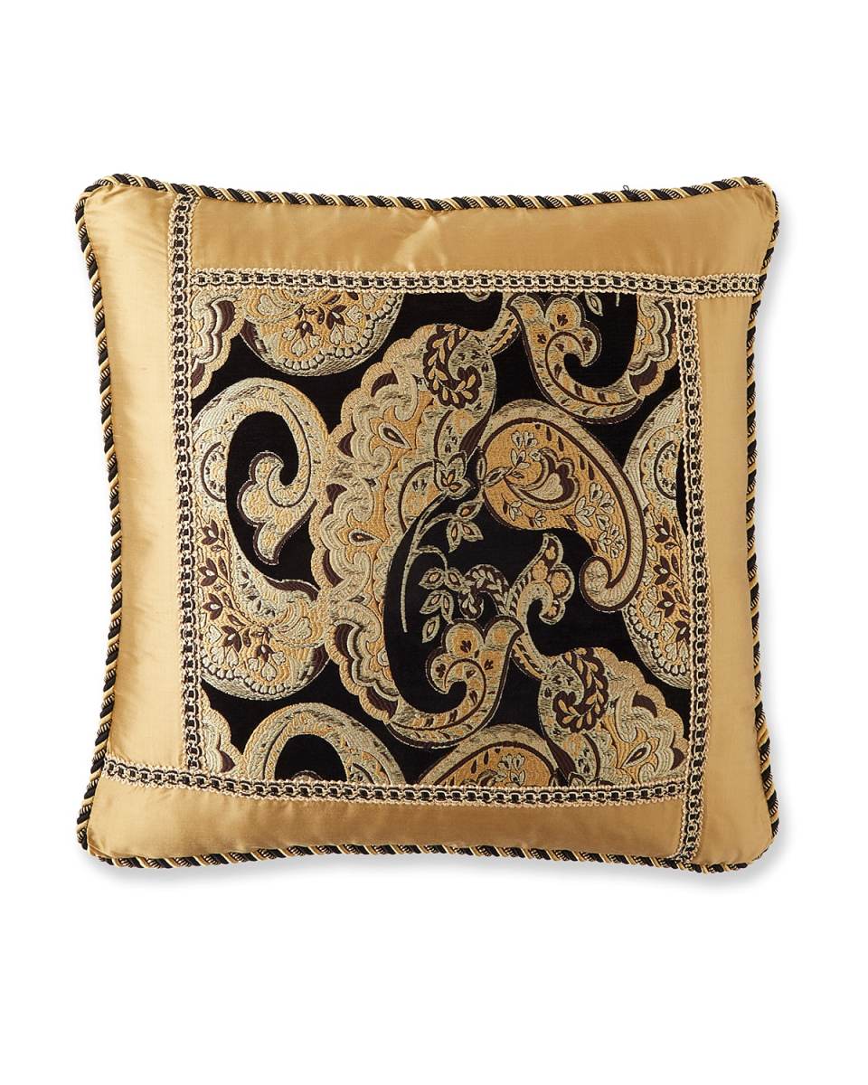 Mira 20" Framed Pillow