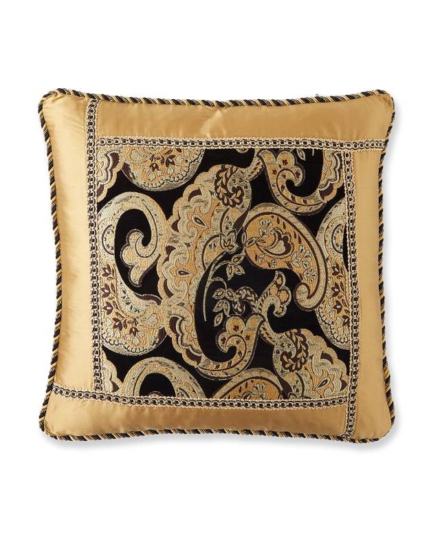 Mira 20" Framed Pillow