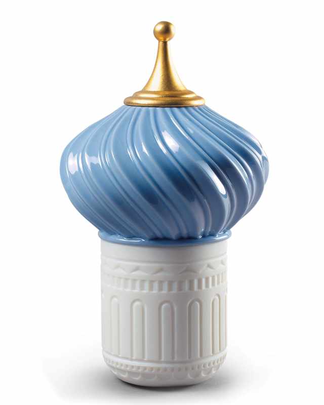 Mauve Spire 1001 Lights Candle