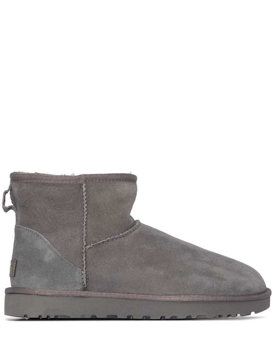 Classic Mini II shearling ankle boots