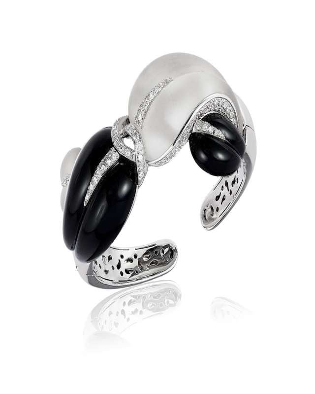 18K White Gold Onyx and Crystal Bracelet with Diamonds