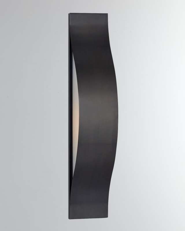 Avant Medium Linear Sconce By Kelly Wearstler