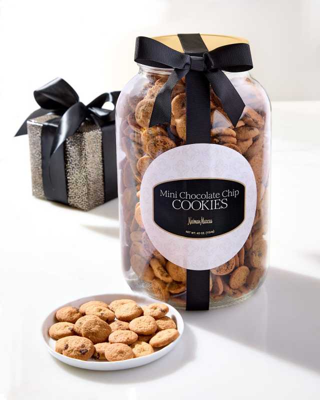 40 oz. Mini Chocolate Chip Cookies in Jar