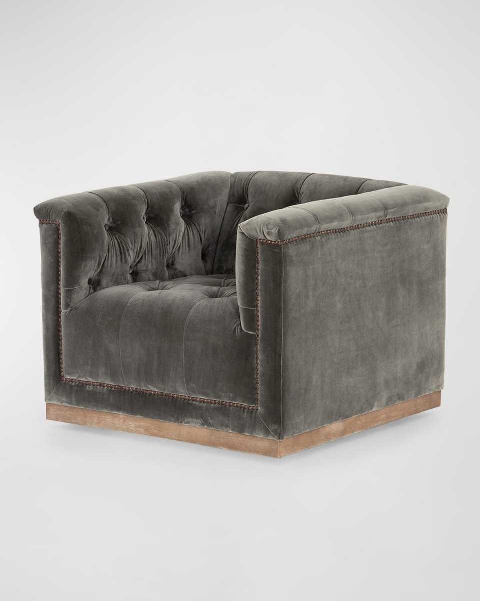 Maxx Velvet Swivel Chair