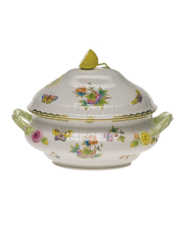 Queen Victoria Soup Tureen with Lemon Finial Lid