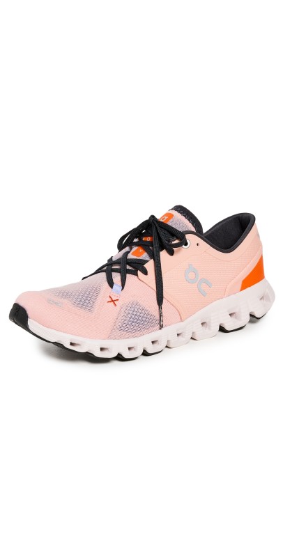 On Cloud X 3 Sneakers Rose/Sand
