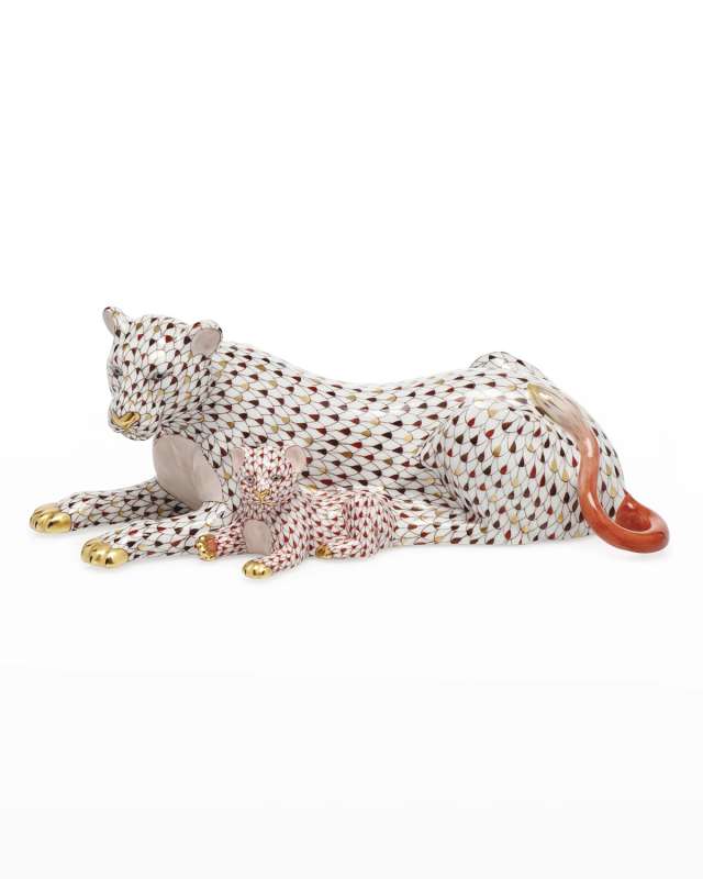 Lioness and Cub Figurine