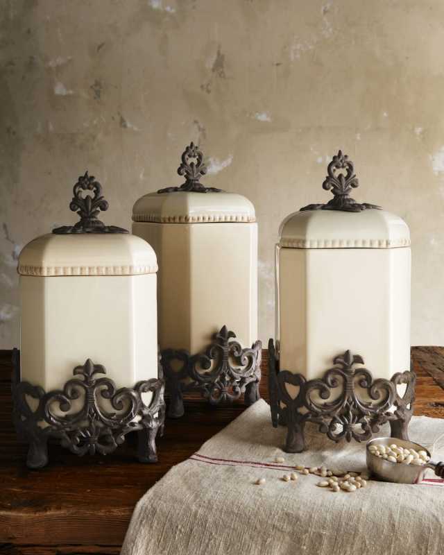 Small Canister