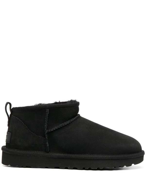 Classic Ultra Mini "Triple Black" boots