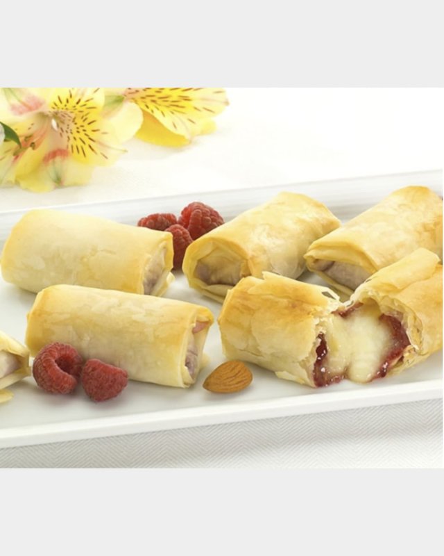 Brie & Raspberry with Almonds in Fillo, 10 Pieces - Serves 5-10