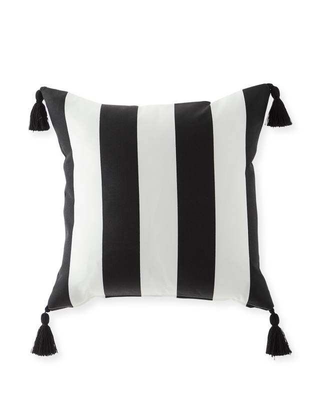 Kubo Tassel Decorative Pillow