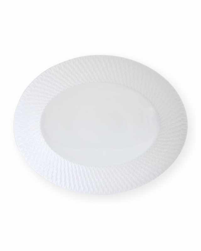 Twist White Oval Platter, 15"