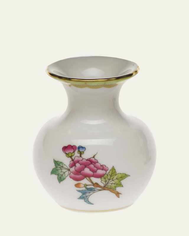 Queen Victoria Green Medium Bud Vase with Lip