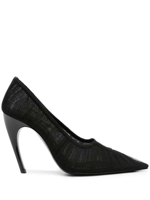 110m canvas pumps
